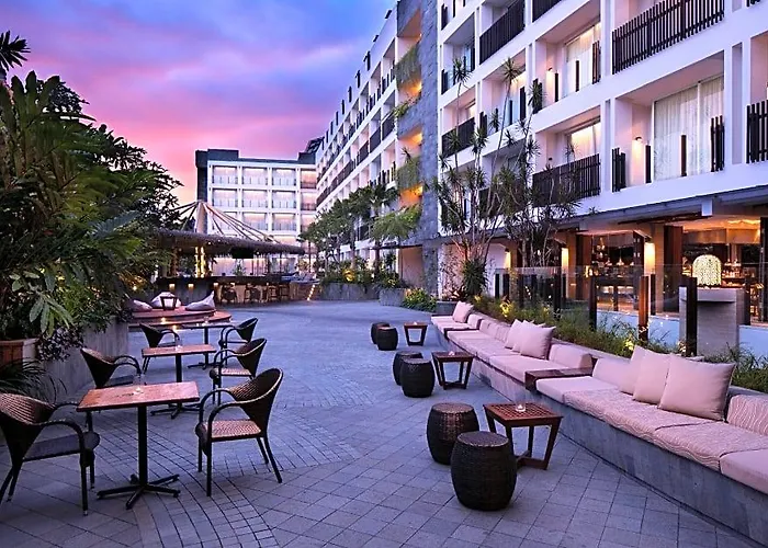 ホテル フェアフィールド バイ マリオット バリ レギャン